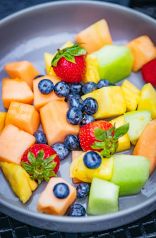 An image of the Longwood Grille and Bar food and atmosphere